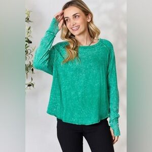 Zenana Round Neck Long Sleeve Top Acid Wash Green L Large Stretch Thumbholes
